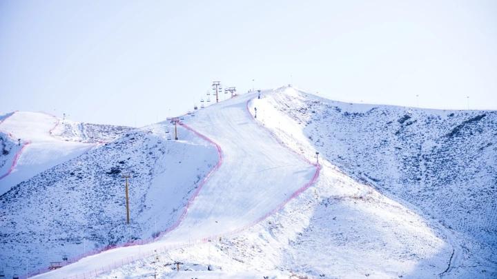 sunset and evening view from Jiangjunshan International Ski Resort above Altay City