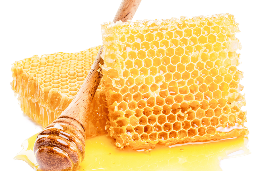 Explore wild honey from natural regions, its changing flavor, texture, and travel experience insights. Learn what to expect and how to enjoy it better.