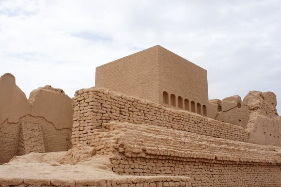ancient mooncake-style pastry from Turpan Xinjiang Silk Road history